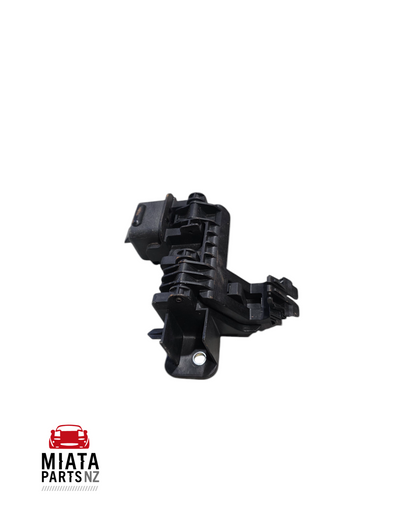MX5 NC Rear Softtop Lock (Used)