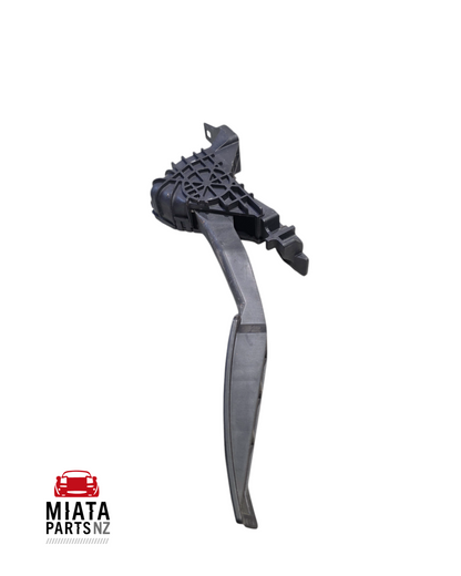 MX5 NC Gas Pedal (Used)