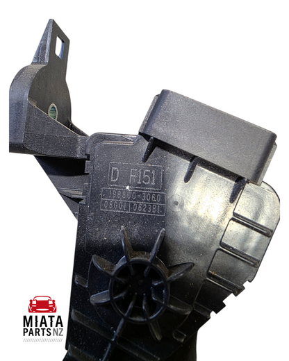 MX5 NC Gas Pedal (Used)