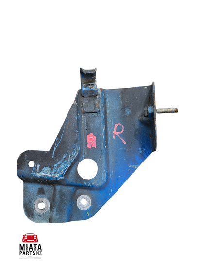 MX5 NA Radiator Mounting Bracket Pair (Used)