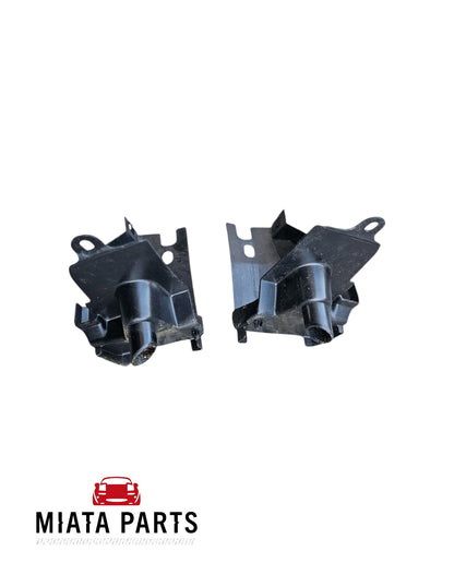 MX5 NA Softtop Drain Hole Plastics (Used)