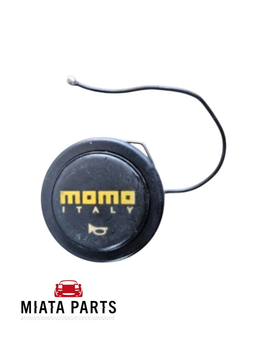 Momo Horn Button